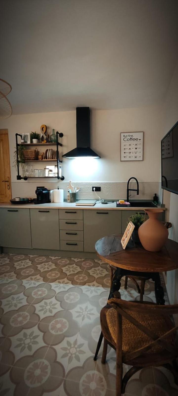 El 6 De Busquet Apartment Caceres Bagian luar foto